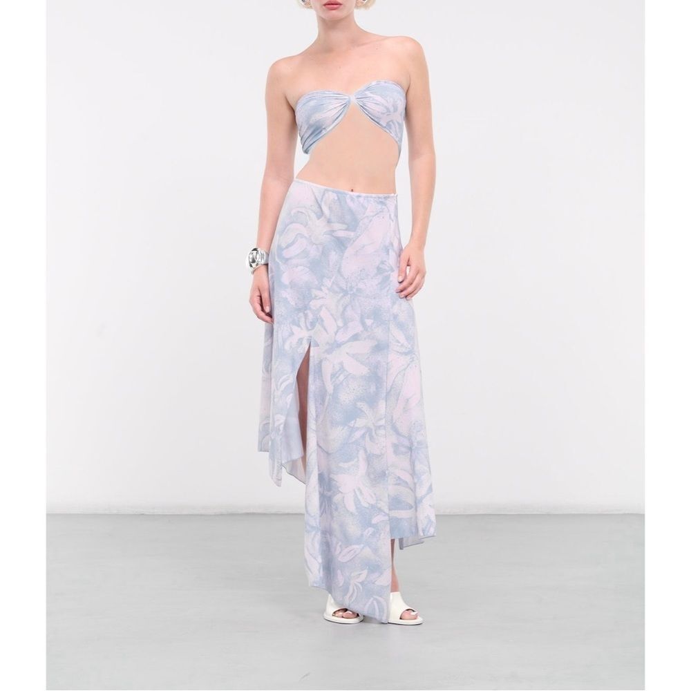 RARE IOANNES Blue & White Floral Bandeau Top and Shawl Skirt Set